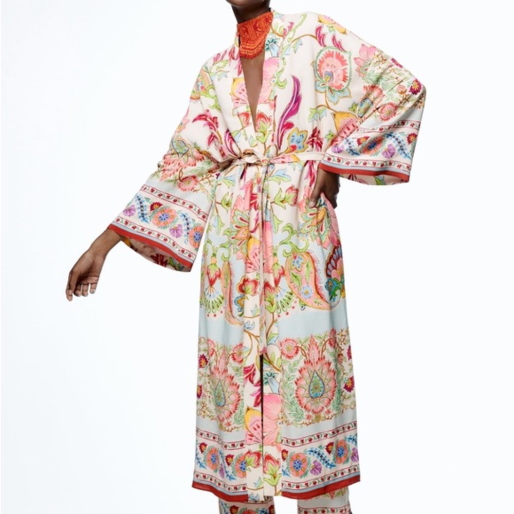 Zara long Floral Print Kimono Robe with belt Sz S Small